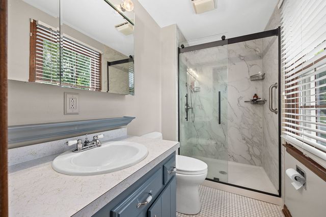 601 Menominee Lane, Naperville, IL 60563