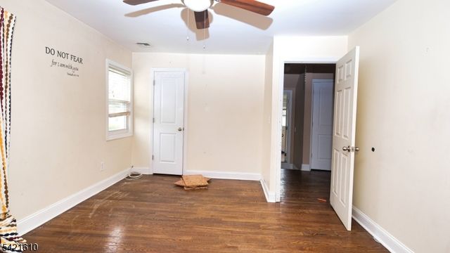 824 Chestnut St, Roselle Boro, NJ 07203