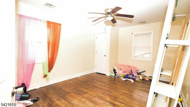 824 Chestnut St, Roselle Boro, NJ 07203