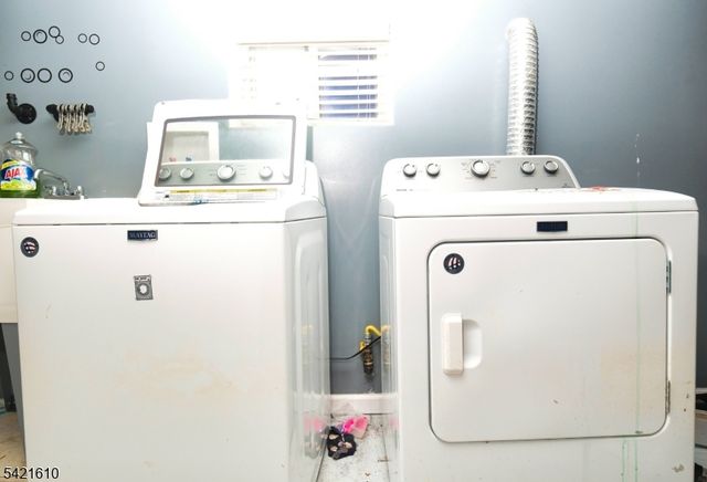 824 Chestnut St, Roselle Boro, NJ 07203