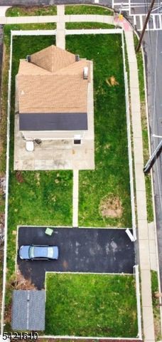 824 Chestnut St, Roselle Boro, NJ 07203