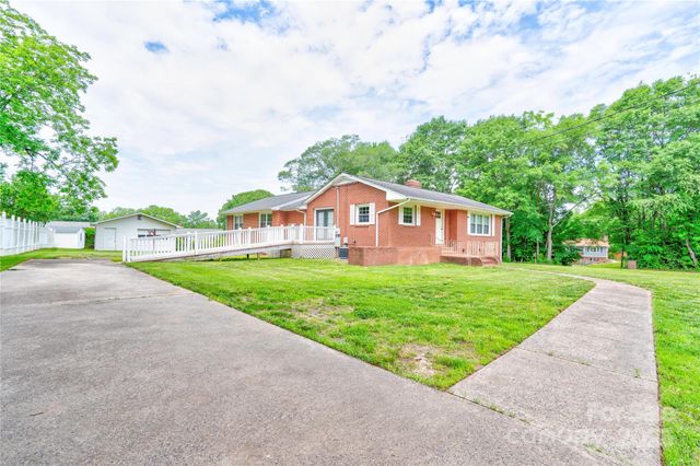 800 Charles Road, Shelby, NC 28150