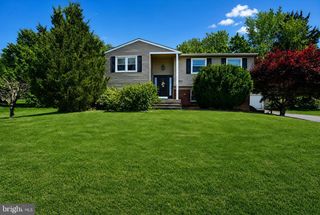 4844 PINE GROVE CIR, Allentown, PA 18106
