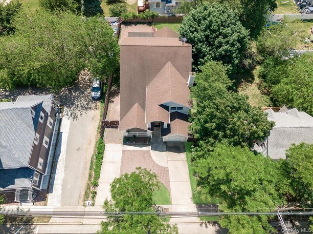 51 Atlantic Avenue, Freeport, NY 11520