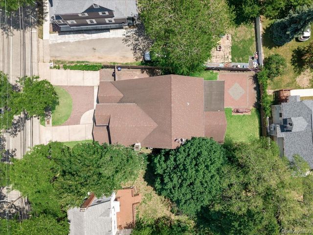 51 Atlantic Avenue, Freeport, NY 11520
