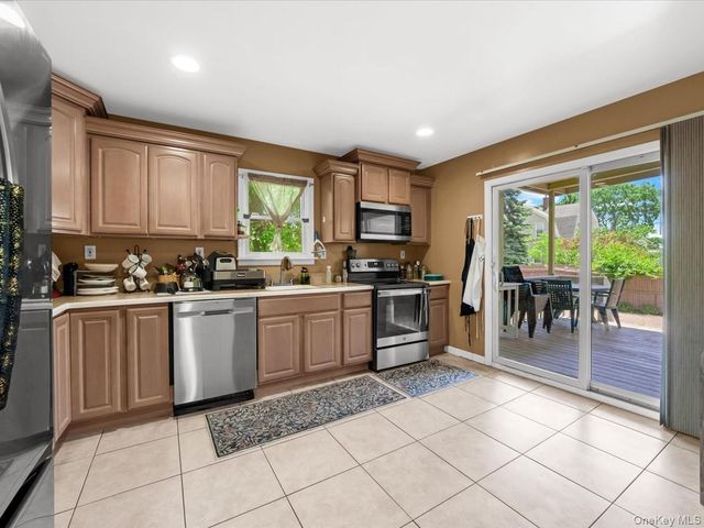 51 Atlantic Avenue, Freeport, NY 11520