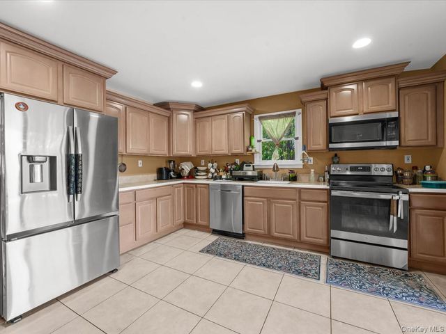 51 Atlantic Avenue, Freeport, NY 11520