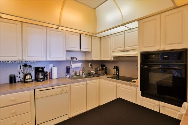 19380 Collins Ave 726, Sunny Isles Beach, FL 33160