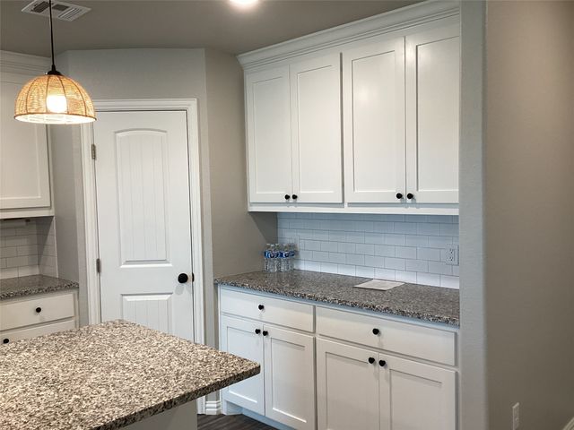 122 NORTH MEADOWS Street, Pottsboro, TX 75076