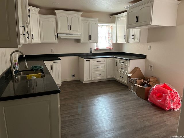 1305 N 1st, Carrizo Springs, TX 78834