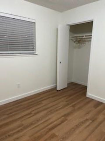 314 W William Cannon DR B- RT side, Austin, TX 78745