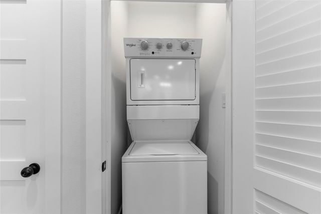 5420 Elysian Street D, Houston, TX 77009