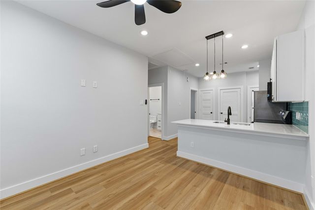 5420 Elysian Street D, Houston, TX 77009