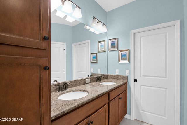 233 Island Breeze Avenue, Daytona Beach, FL 32124