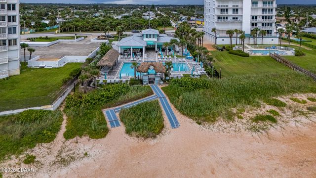 233 Island Breeze Avenue, Daytona Beach, FL 32124