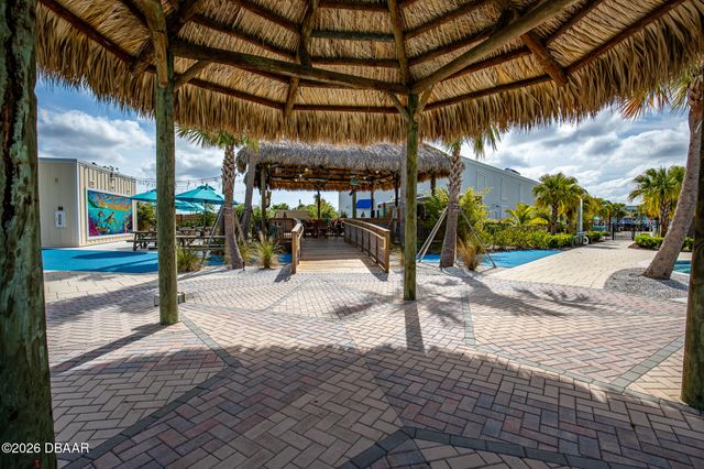 233 Island Breeze Avenue, Daytona Beach, FL 32124