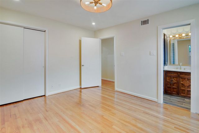 2608 Klondike Drive, Dallas, TX 75228