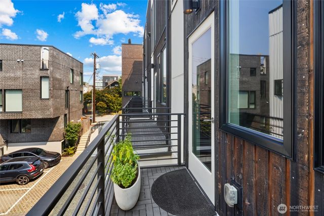 2249 Minor Ave E, Seattle, WA 98102