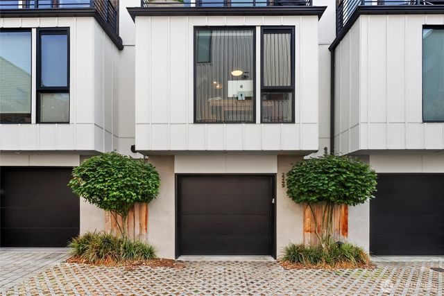 2249 Minor Ave E, Seattle, WA 98102