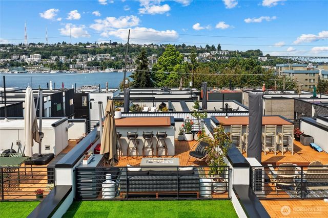 2249 Minor Ave E, Seattle, WA 98102