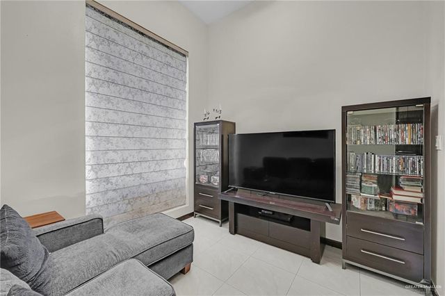 1010 Red River Street, Mission, TX 78572