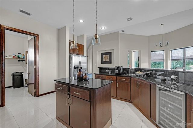 1010 Red River Street, Mission, TX 78572