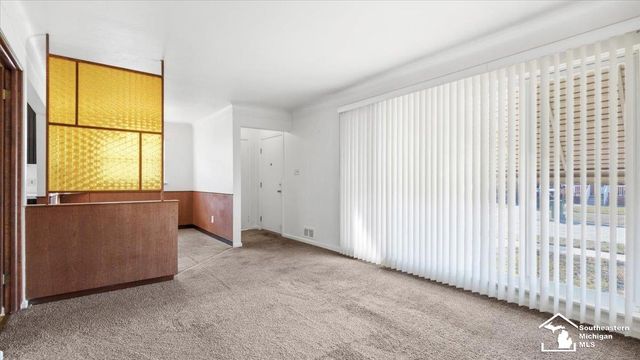 13144 Wesley Street, Southgate, MI 48195