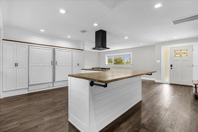 8756 GRANADA BOULEVARD, Orlando, FL 32836