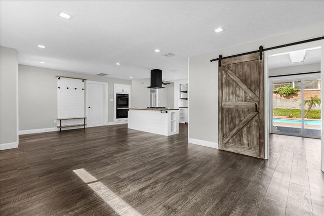 8756 GRANADA BOULEVARD, Orlando, FL 32836