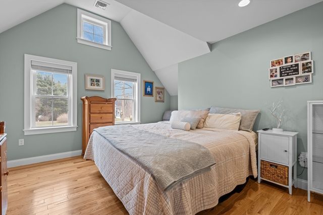 4 Goodspeed Ln A, Easton, MA 02375