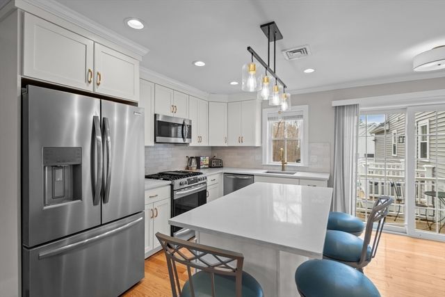 4 Goodspeed Ln A, Easton, MA 02375