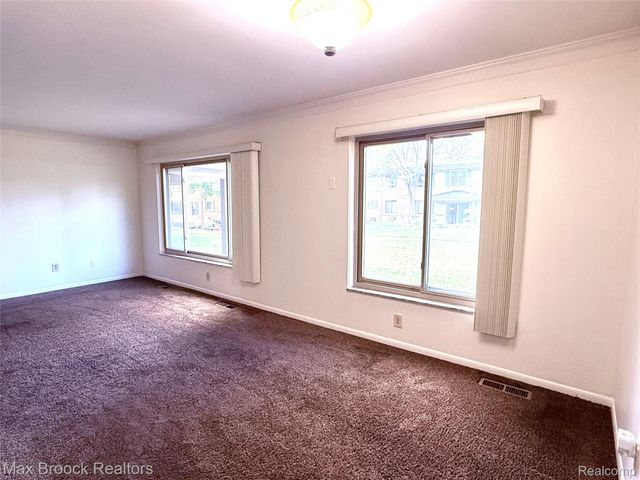 1245 Derby Road 4, Birmingham, MI 48009