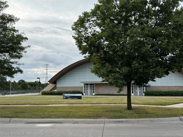 1245 Derby Road 4, Birmingham, MI 48009