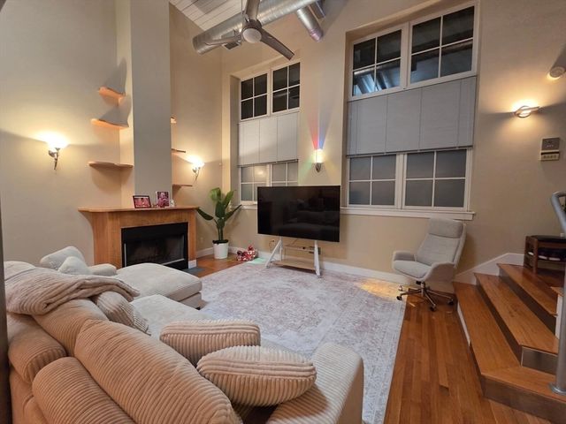 155 Brookline St. 2, Cambridge, MA 02139