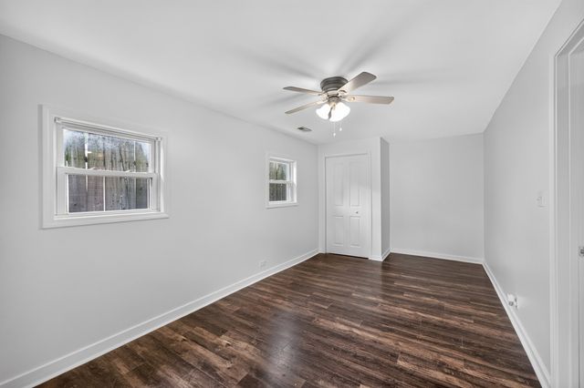 1337 Henry Street CH, Des Plaines, IL 60016