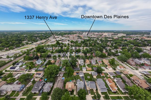 1337 Henry Street CH, Des Plaines, IL 60016