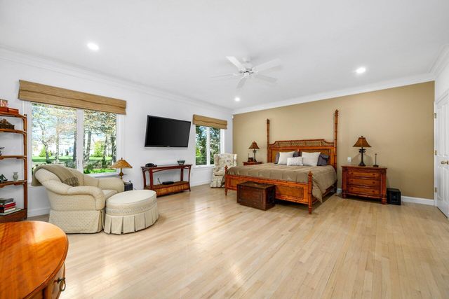 131 Dunrobin Road, Mashpee, MA 02649