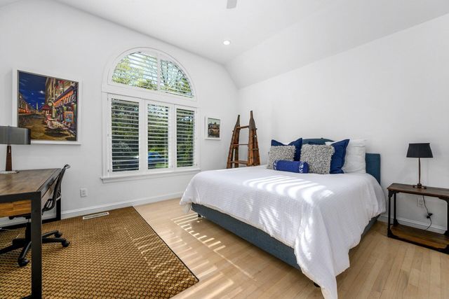 131 Dunrobin Road, Mashpee, MA 02649