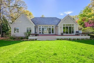 131 Dunrobin Road, Mashpee, MA 02649