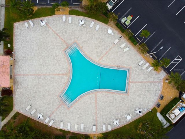 7405 BAY ISLAND DRIVE S 120, South Pasadena, FL 33707