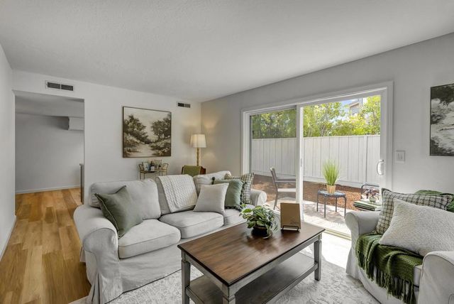 1727 Foster Court, Santa Cruz, CA 95062