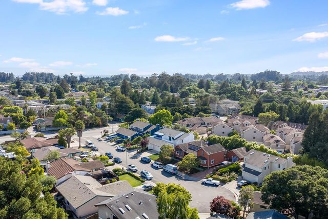 1727 Foster Court, Santa Cruz, CA 95062
