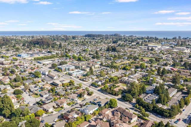 1727 Foster Court, Santa Cruz, CA 95062