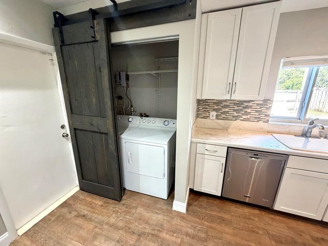 3241 SW 19th Street, Fort Lauderdale, FL 33312