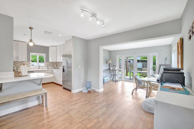 3241 SW 19th Street, Fort Lauderdale, FL 33312