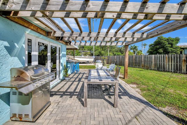 3241 SW 19th Street, Fort Lauderdale, FL 33312