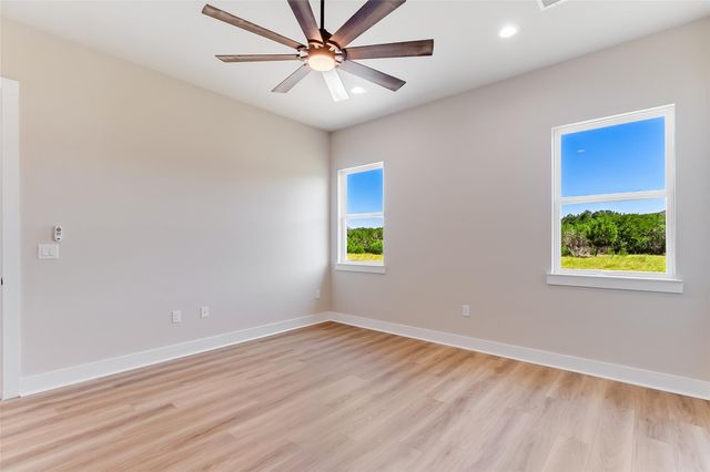 117 Rosebud Ranch RD, Bertram, TX 78605