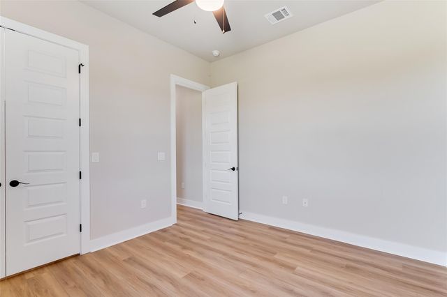 117 Rosebud Ranch RD, Bertram, TX 78605