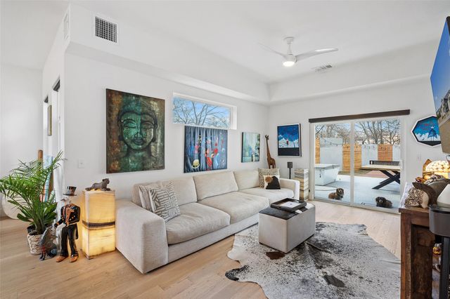4800 Vinson DR A, Austin, TX 78745