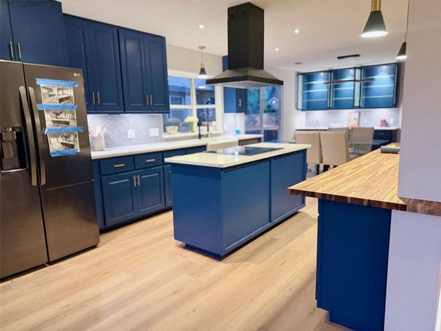 8301 Mendota CV, Austin, TX 78717